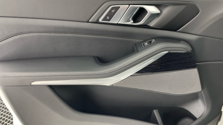 BMW X5 xDrive30d MHT M Sport 5dr Auto Diesel Estate